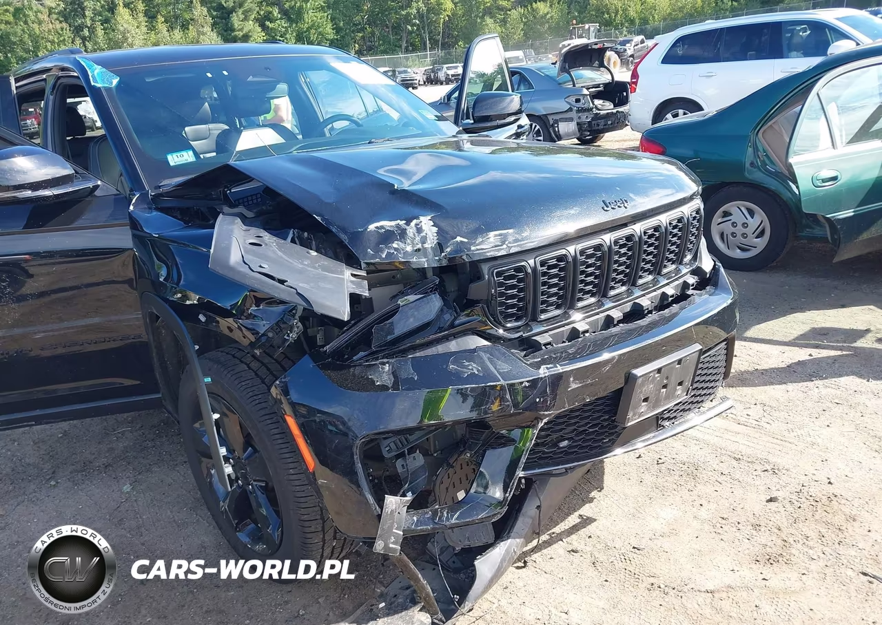 2024 Jeep Grand Cherokee Limited 4X4 VIN:1C4RJHBG0R8605423 - 6