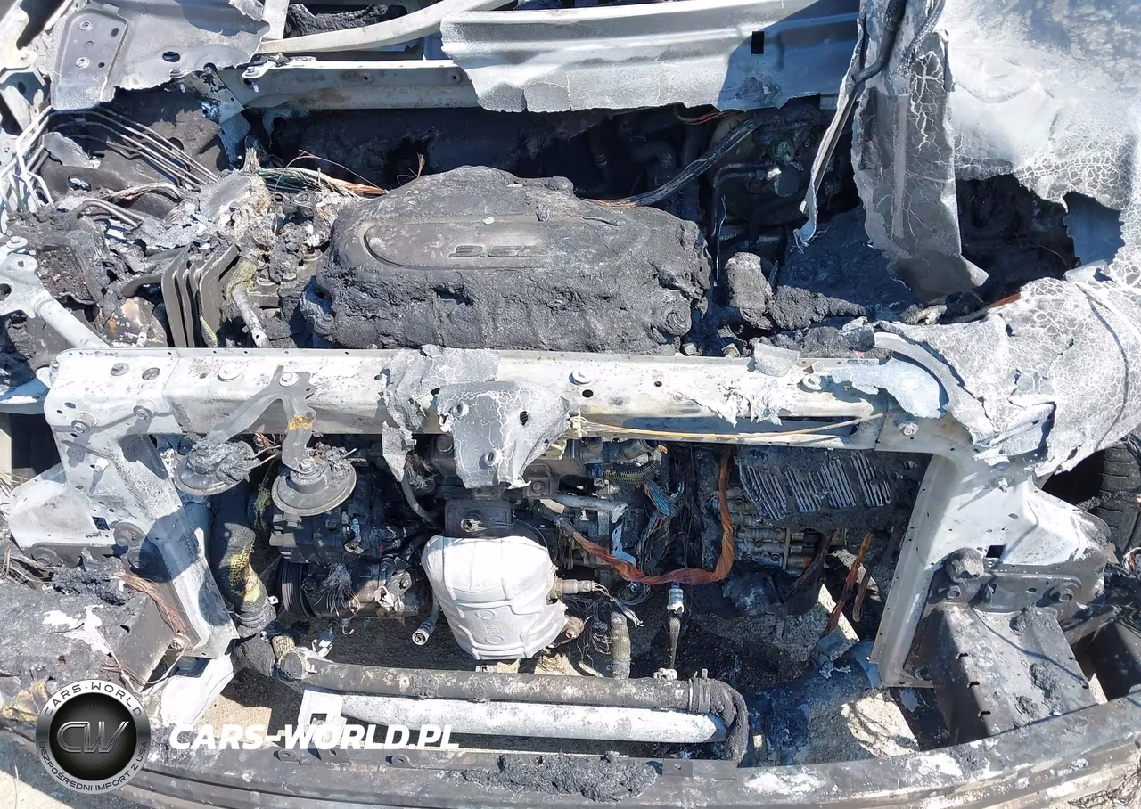 2020 Chrysler Pacifica Touring VIN:2C4RC1FG6LR281546 - 10