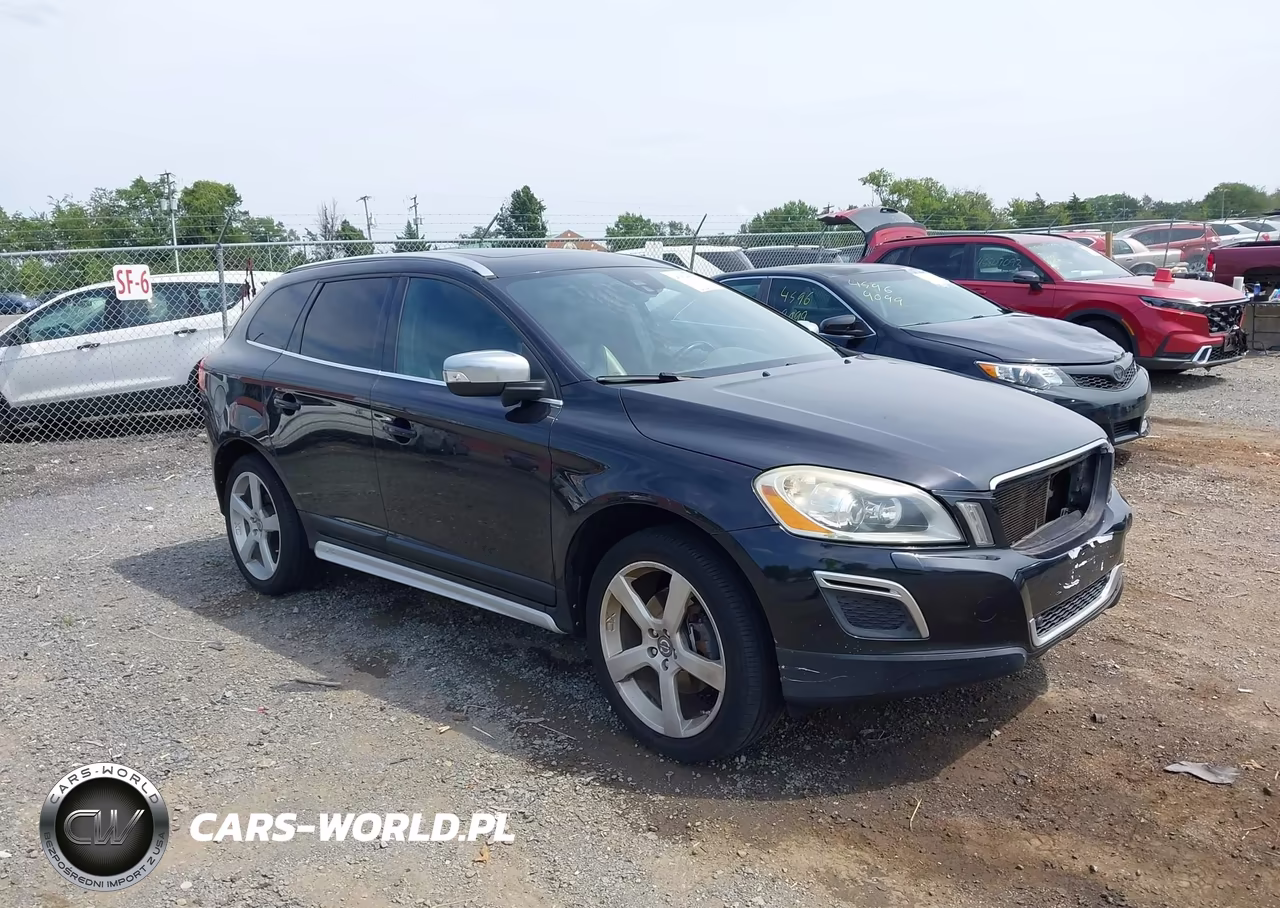 2013 Volvo Xc60 T6-T6 Platinum-T6 Premier Plus-T6 R-Design-T6 R-Design Platinum-T6 R-Design Premier Plus – zdjęcie 1 z 17