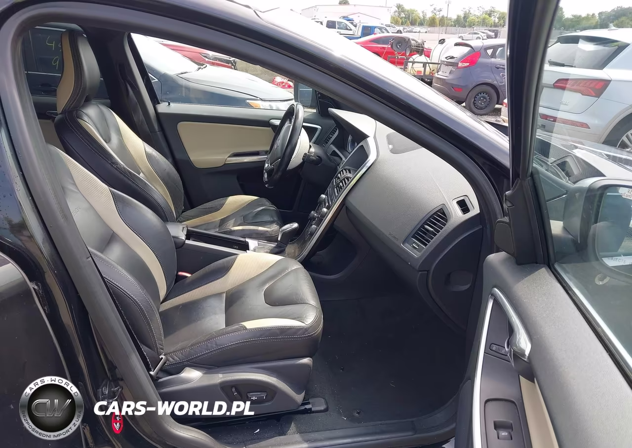 2013 Volvo Xc60 T6-T6 Platinum-T6 Premier Plus-T6 R-Design-T6 R-Design Platinum-T6 R-Design Premier Plus VIN:YV4902DZ5D2453016 - 5