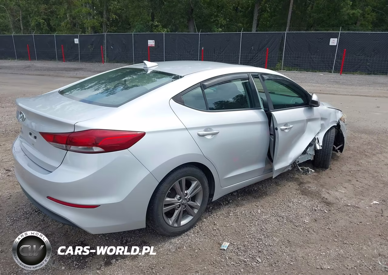 2017 Hyundai Elantra Value Edition VIN:KMHD84LF6HU249856 - 4