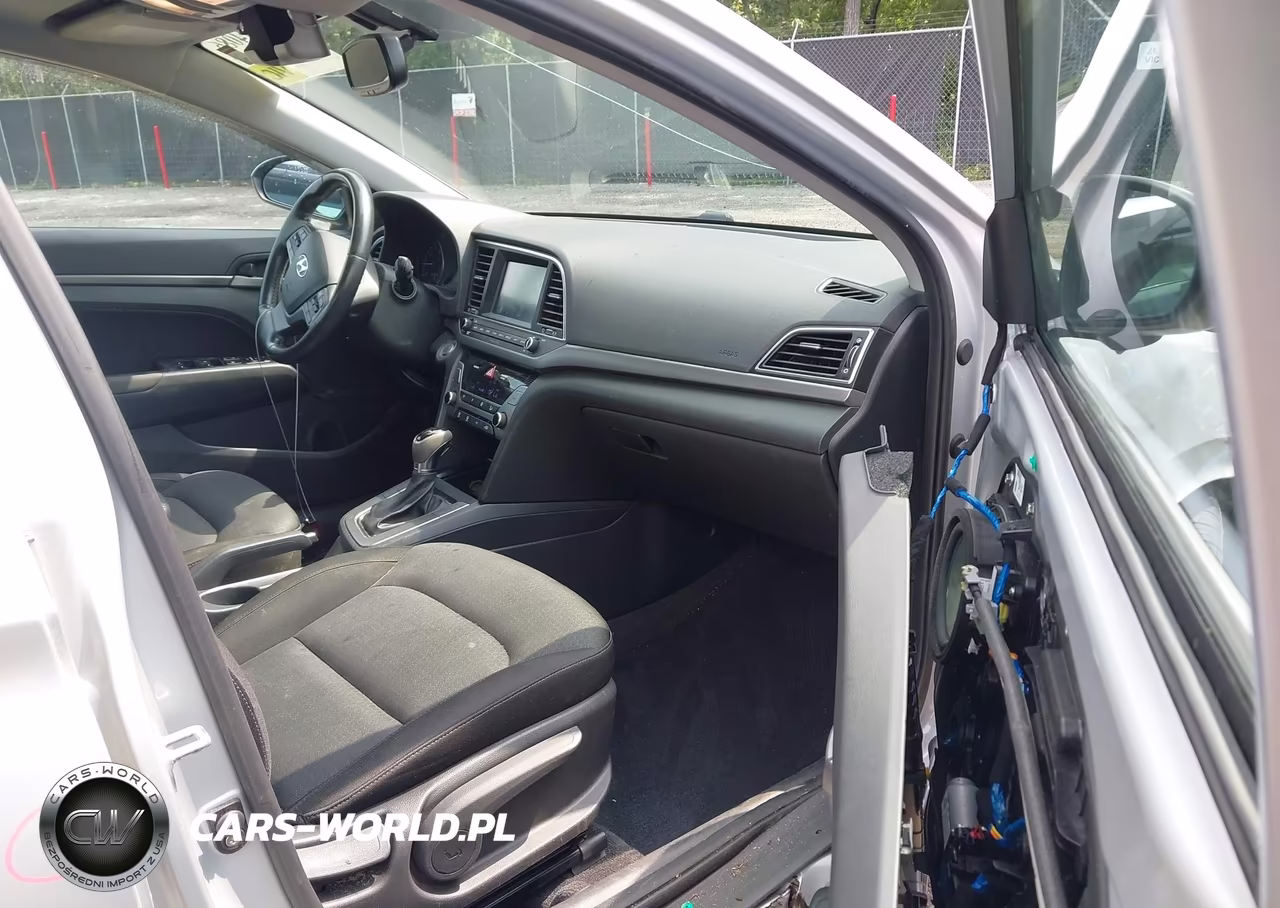 2017 Hyundai Elantra Value Edition VIN:KMHD84LF6HU249856 - 5