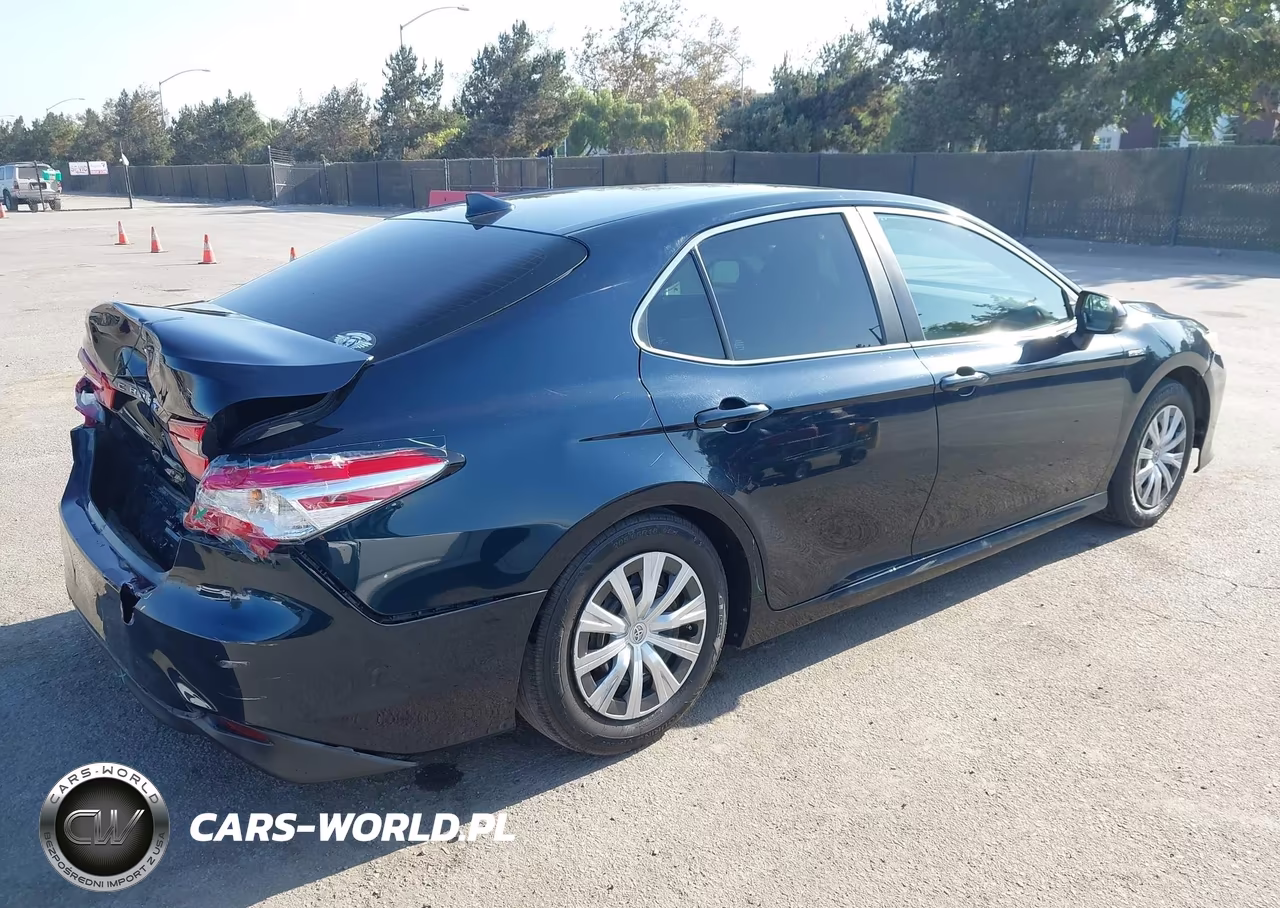 2019 Toyota Camry Hybrid Le VIN:4T1B31HK0KU517737 - 4