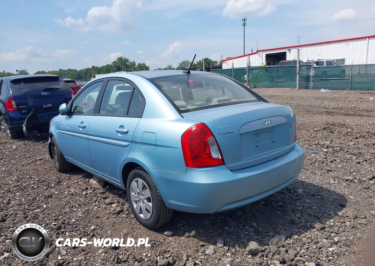 2011 Hyundai Accent Gls VIN:KMHCN4AC3BU599305 - 3
