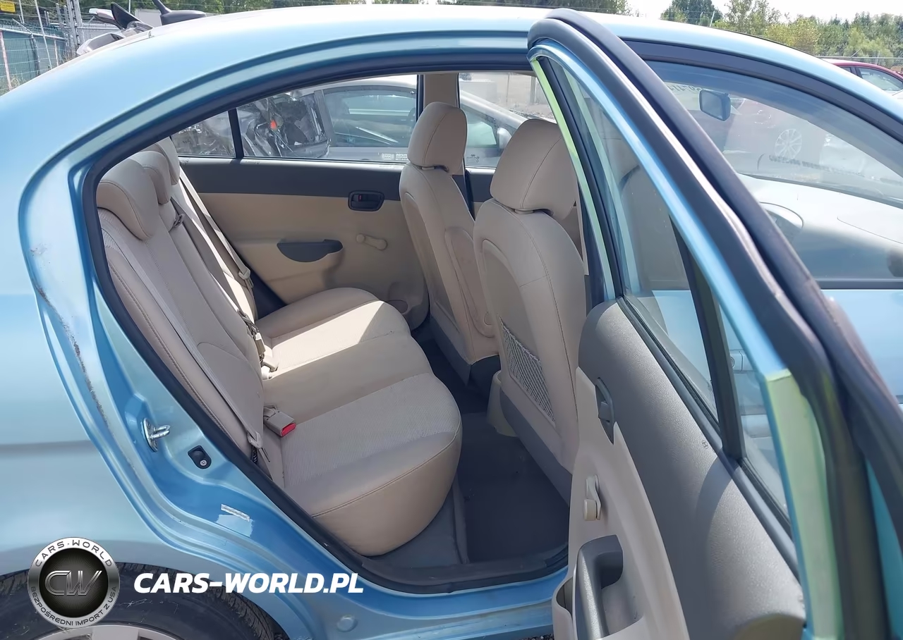 2011 Hyundai Accent Gls VIN:KMHCN4AC3BU599305 - 8