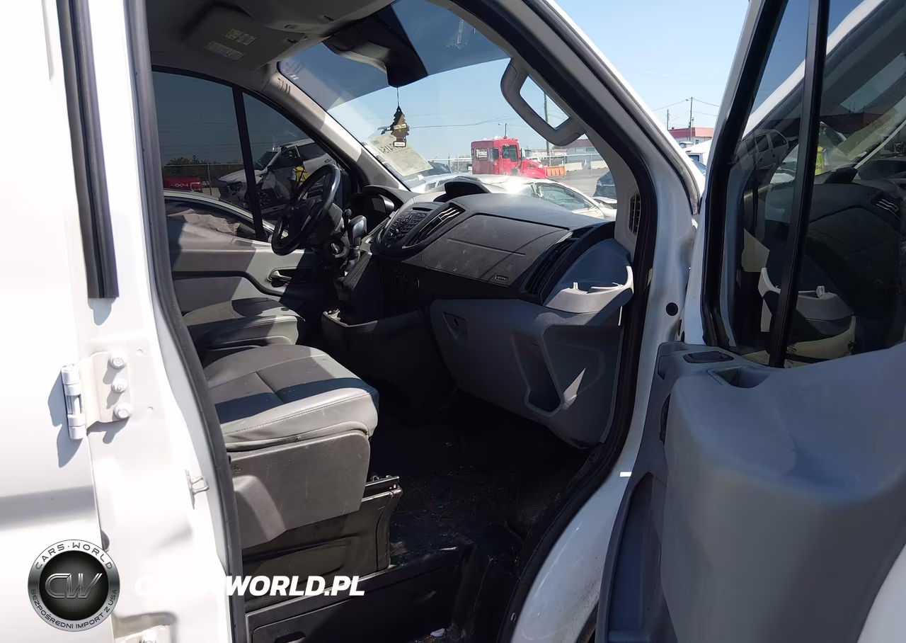 2019 Ford Transit-250 VIN:1FTYR2ZM2KKB65114 - 5