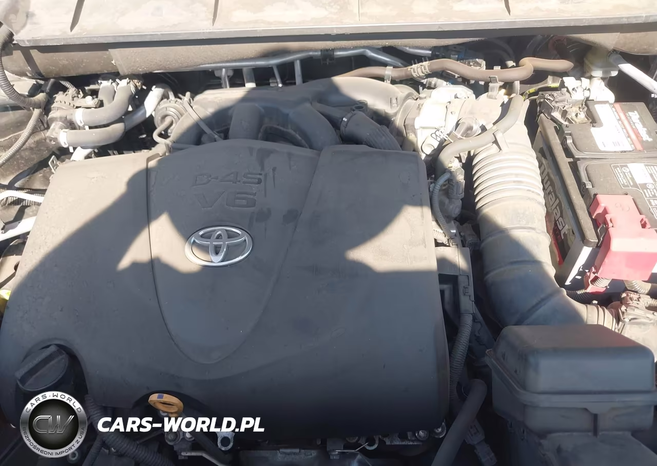 2021 Toyota Highlander L VIN:5TDCZRAH0MS033935 - 10