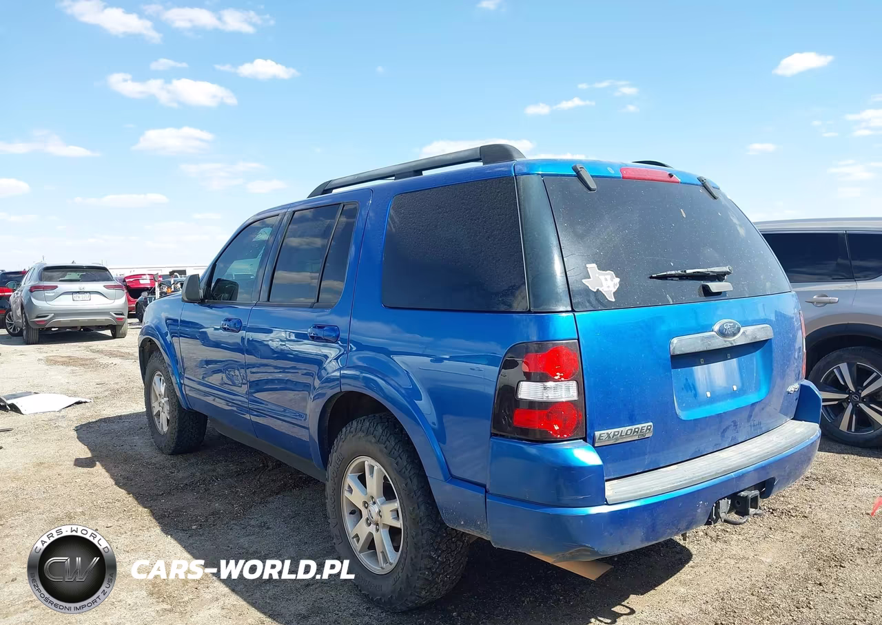 2010 Ford Explorer Xlt VIN:1FMEU7DEXAUA19105 - 3