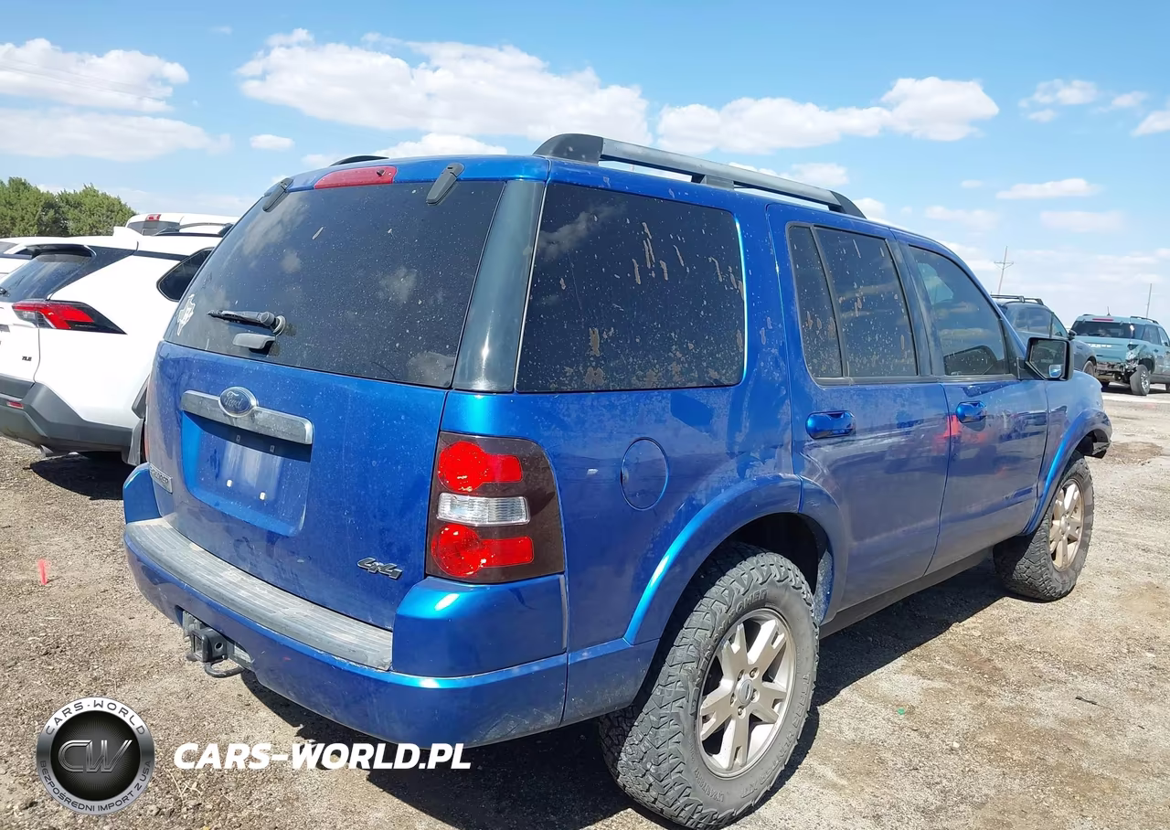 2010 Ford Explorer Xlt VIN:1FMEU7DEXAUA19105 - 4