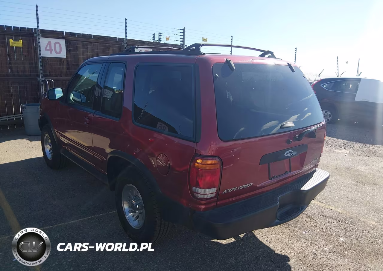 2000 Ford Explorer Sport VIN:1FMYU70X8YUA99504 - 3