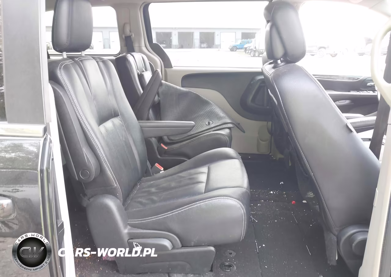 2014 Chrysler Town & Country Touring VIN:2C4RC1BG9ER382170 - 8