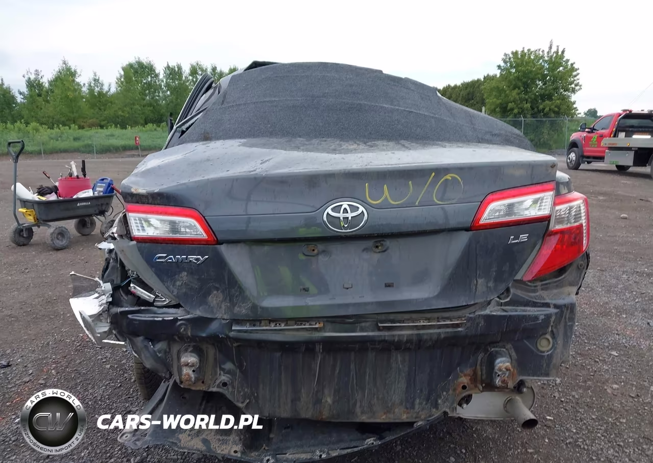 2012 Toyota Camry Le VIN:4T1BF1FK8CU105335 - 17