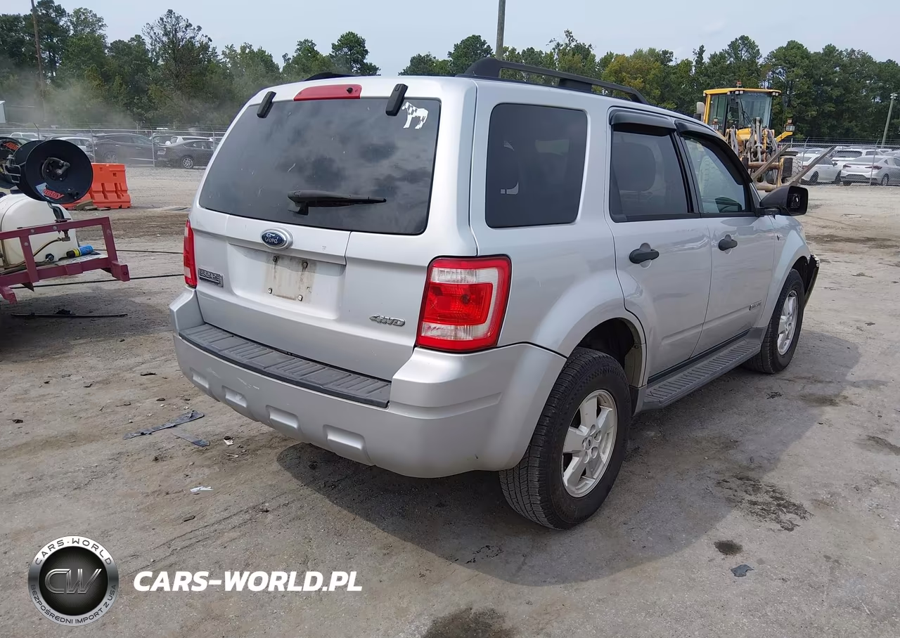 2008 Ford Escape Xlt VIN:1FMCU93118KD91486 - 4