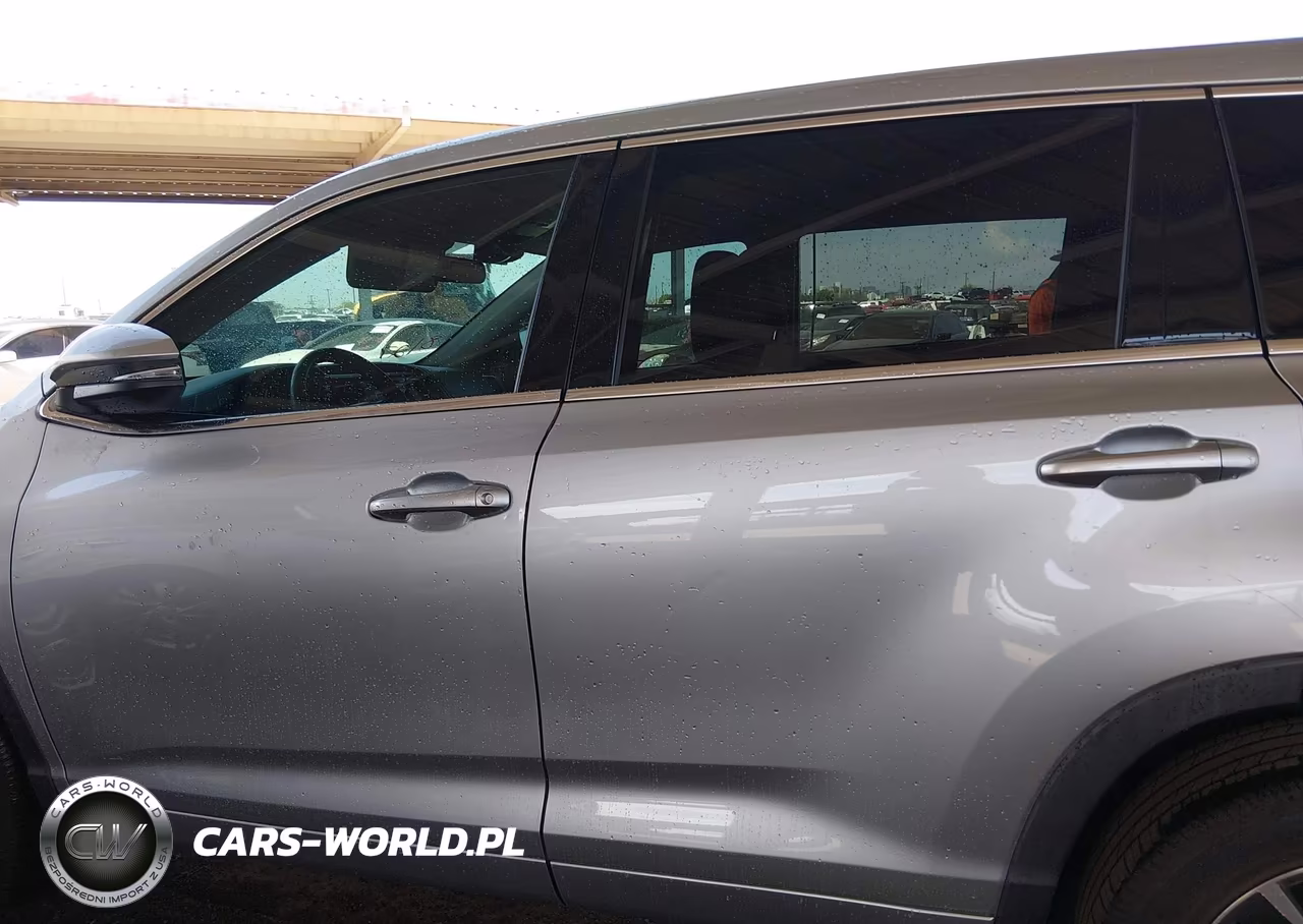 2018 Toyota Highlander Le VIN:5TDZZRFH3JS236736 - 14