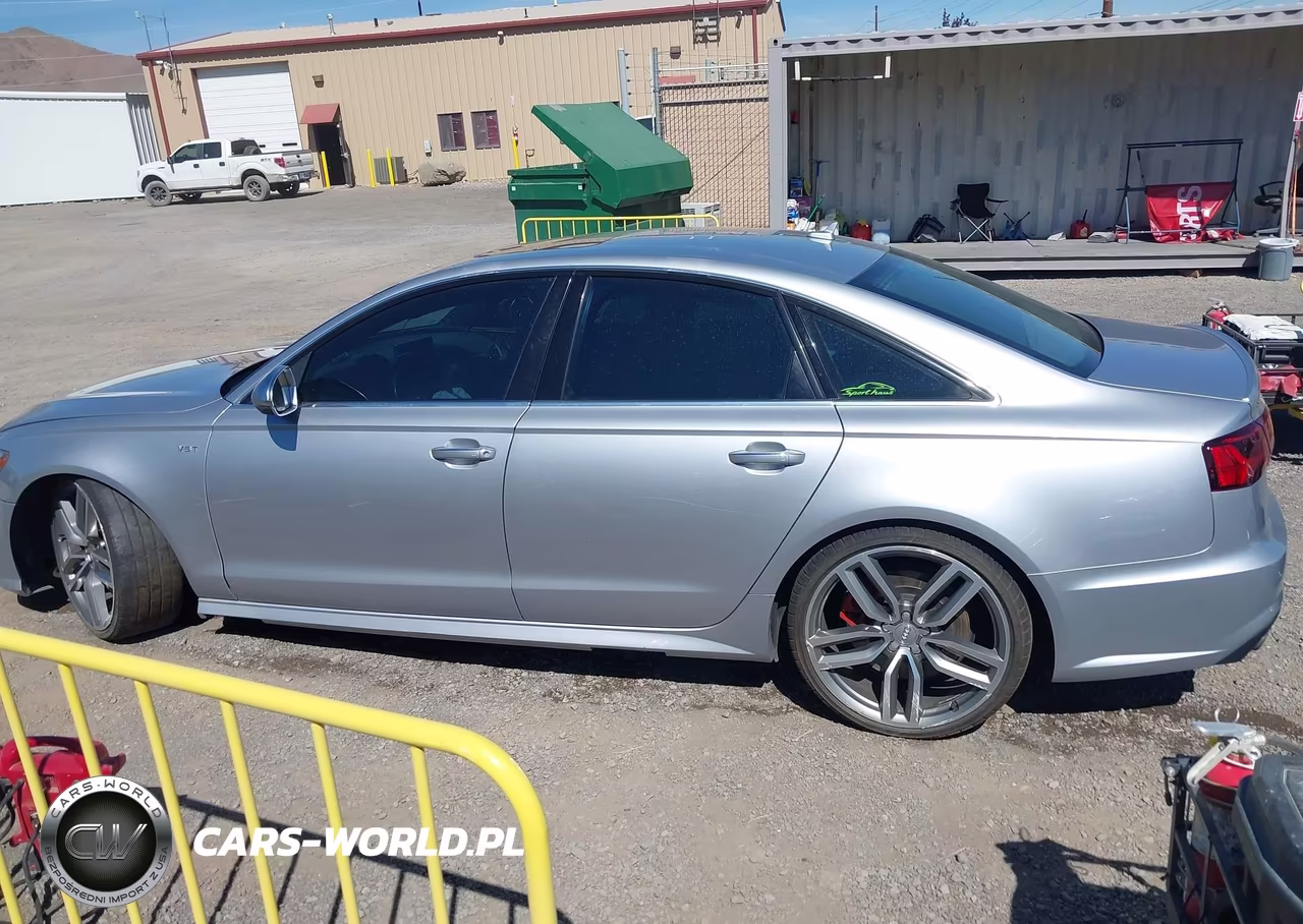 2016 Audi S6 Prestige VIN:WAUH2AFC2GN010561 - 14