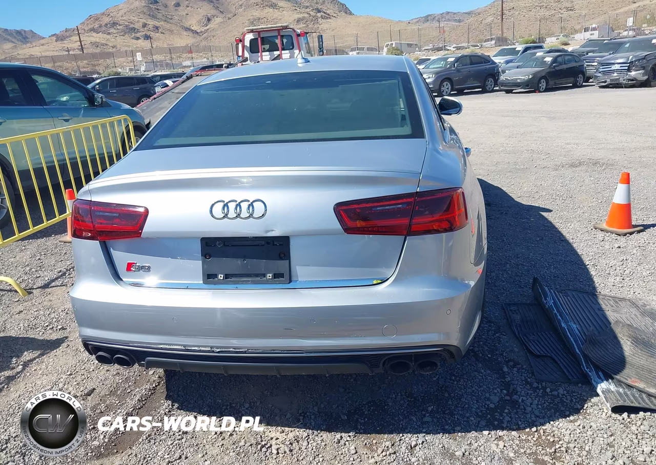 2016 Audi S6 Prestige VIN:WAUH2AFC2GN010561 - 16