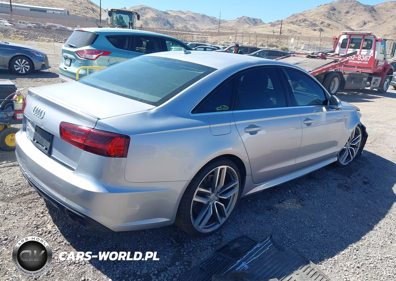 2016 Audi S6 Prestige VIN:WAUH2AFC2GN010561 - 4