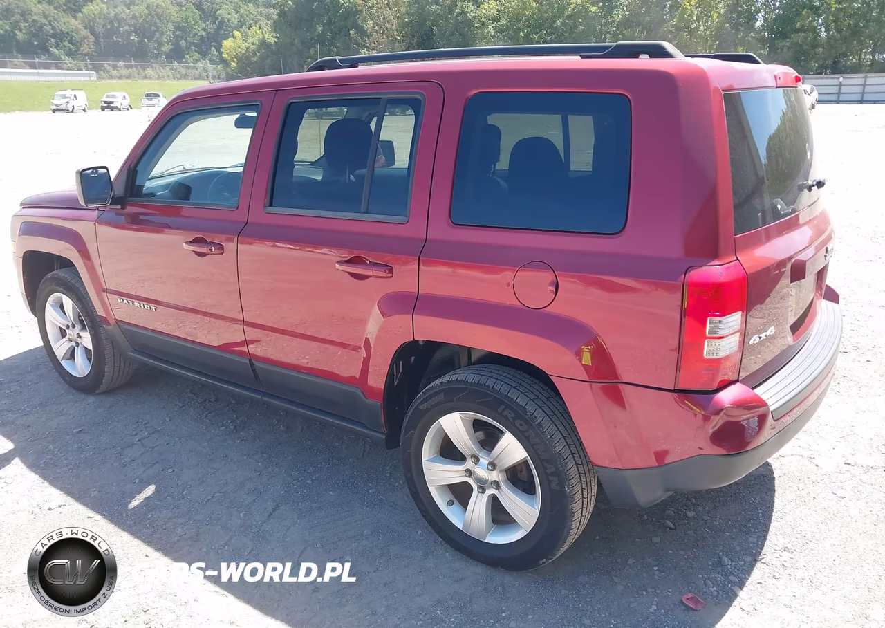 2012 Jeep Patriot Sport VIN:1C4NJRBB0CD608782 - 3