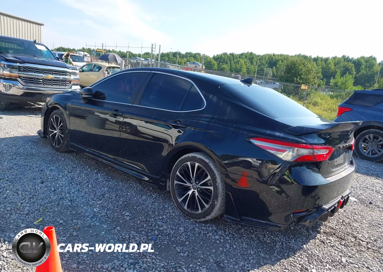 2019 Toyota Camry Se VIN:4T1B11HK4KU842039 - 3