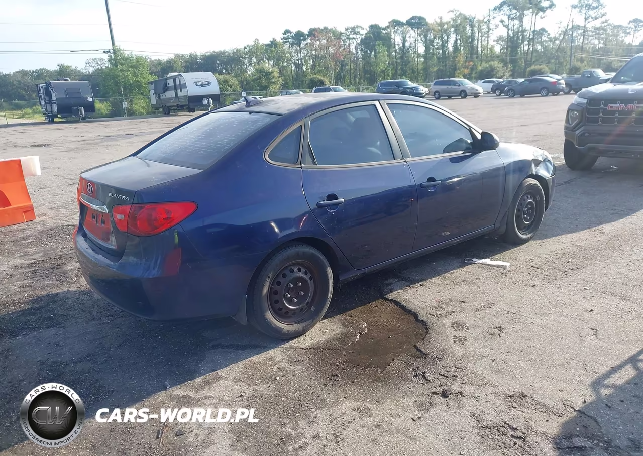 2010 Hyundai Elantra Gls VIN:KMHDU4AD9AU102837 - 4