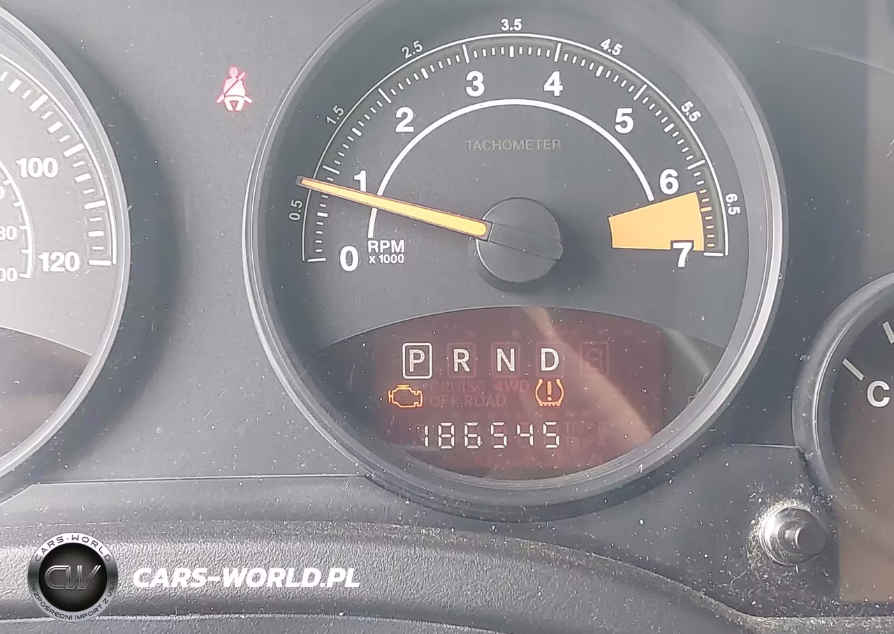2015 Jeep Patriot High Altitude Edition VIN:1C4NJPFA9FD124670 - 15