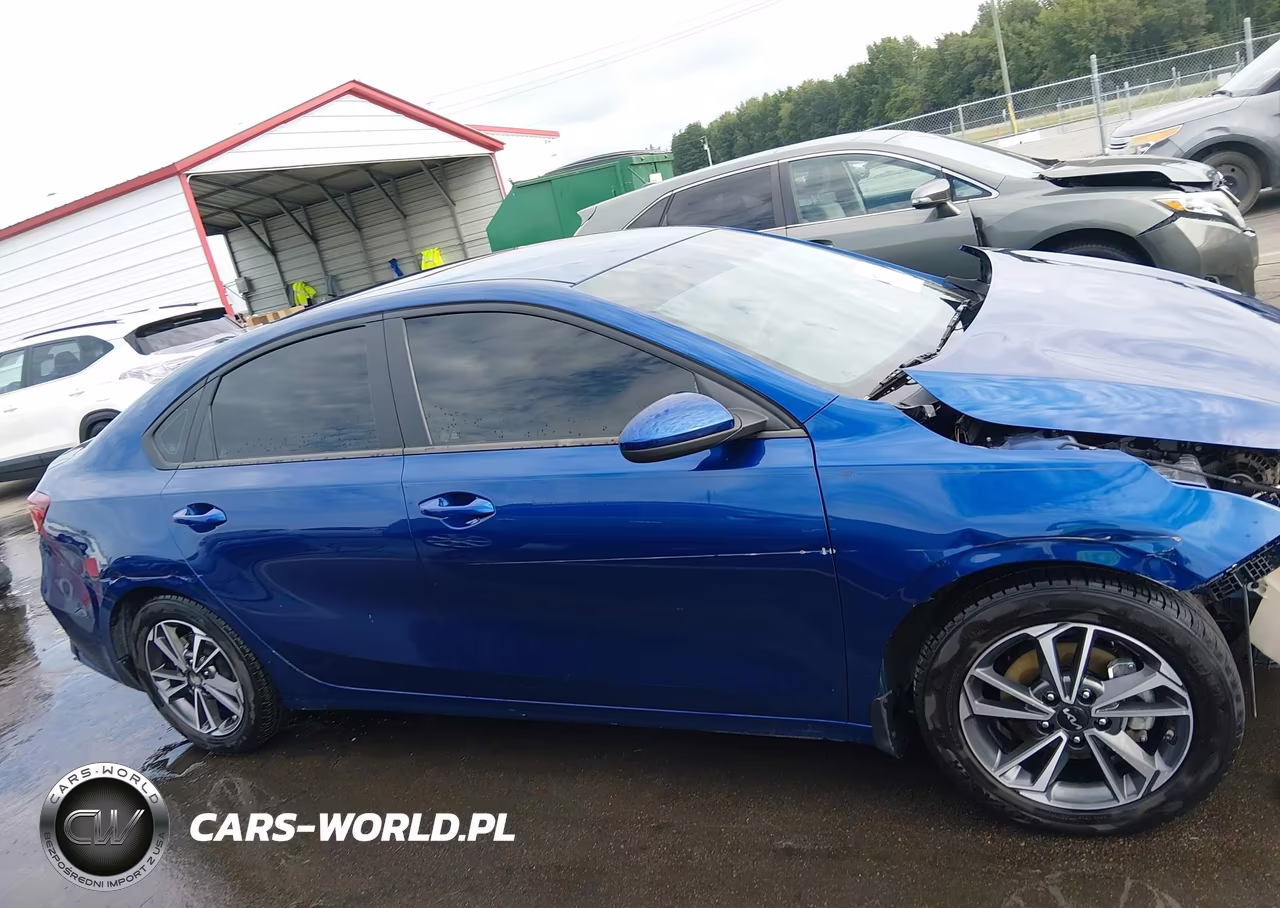 2022 Kia Forte Lxs VIN:3KPF24AD4NE420548 - 13