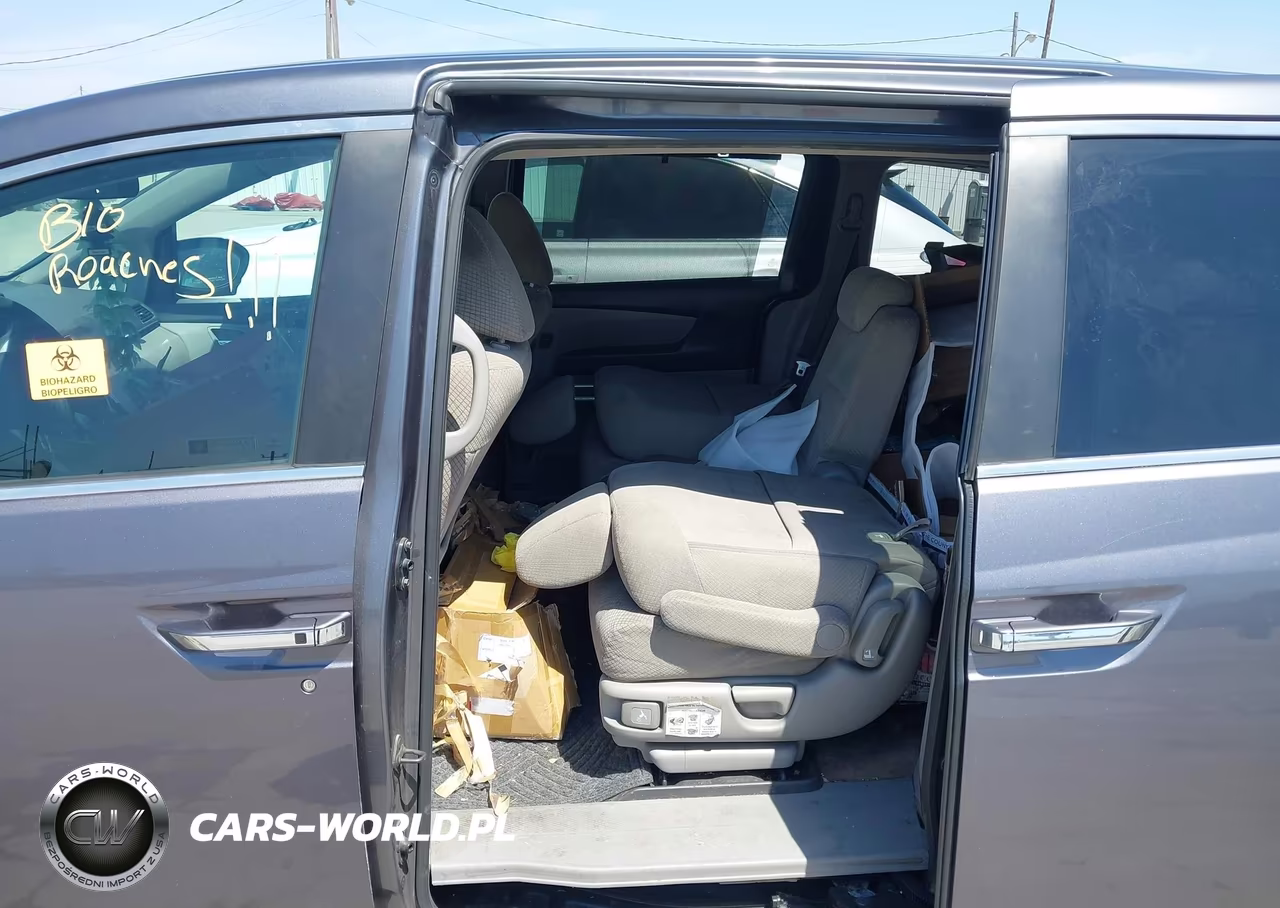 2016 Honda Odyssey Se VIN:5FNRL5H39GB141820 - 8