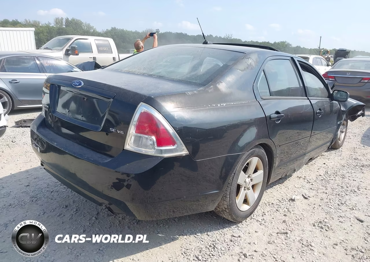 2009 Ford Fusion Se VIN:3FAHP07169R213731 - 4