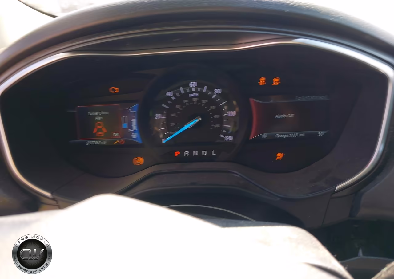 2019 Ford Fusion Hybrid Titanium VIN:3FA6P0RU0KR140022 - 7