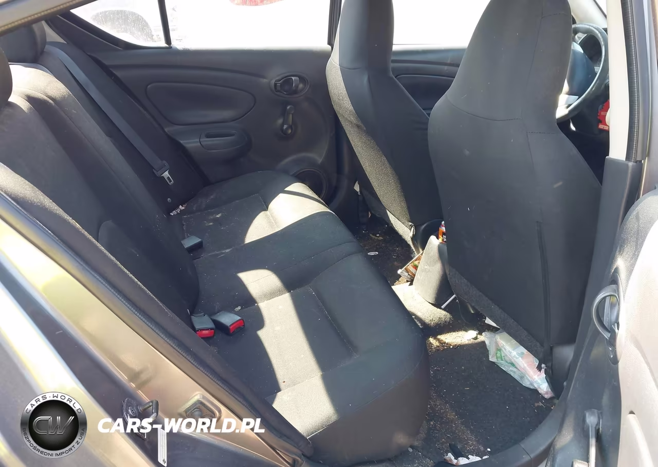 2016 Nissan Versa 1.6 S VIN:3N1CN7AP3GL884650 - 8