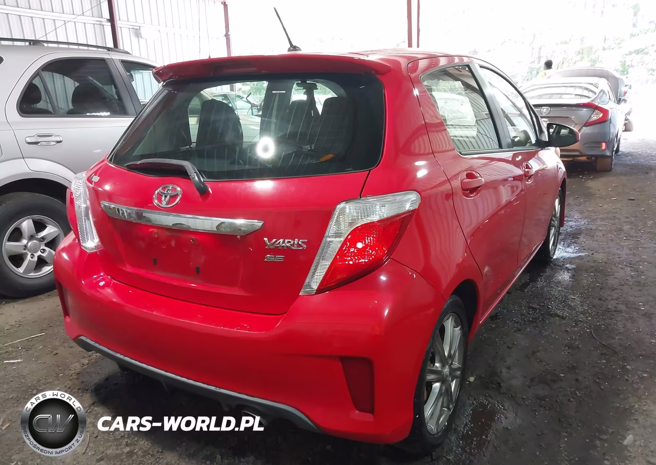 2012 Toyota Yaris Se VIN:JTDKTUD39CD532808 - 4