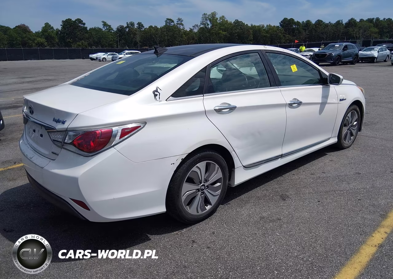 2015 Hyundai Sonata Hybrid Limited VIN:KMHEC4A49FA125292 - 4