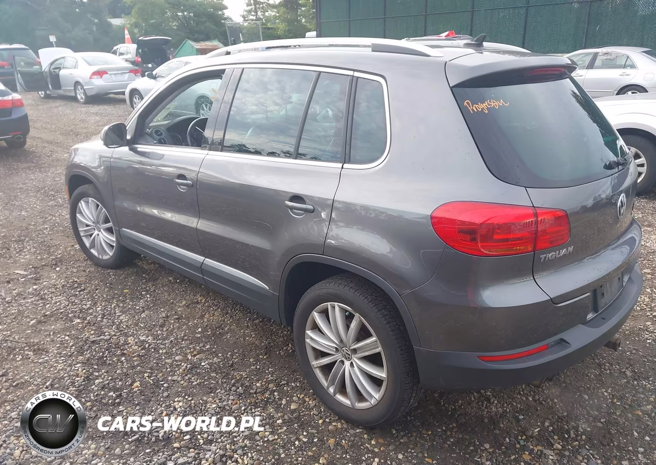 2012 Volkswagen Tiguan Se VIN:WVGAV7AX7CW003193 - 3