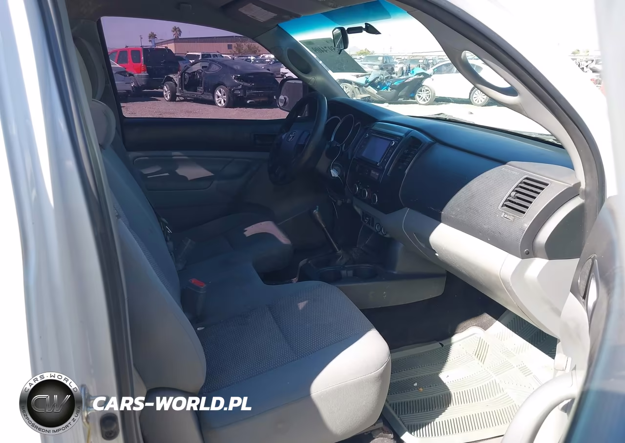 2014 Toyota Tacoma VIN:5TFNX4CN1EX040330 - 5