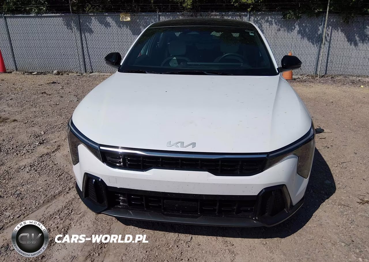 2025 Kia K4 Gt-Line VIN:3KPFW4DE4SE191650 - 12