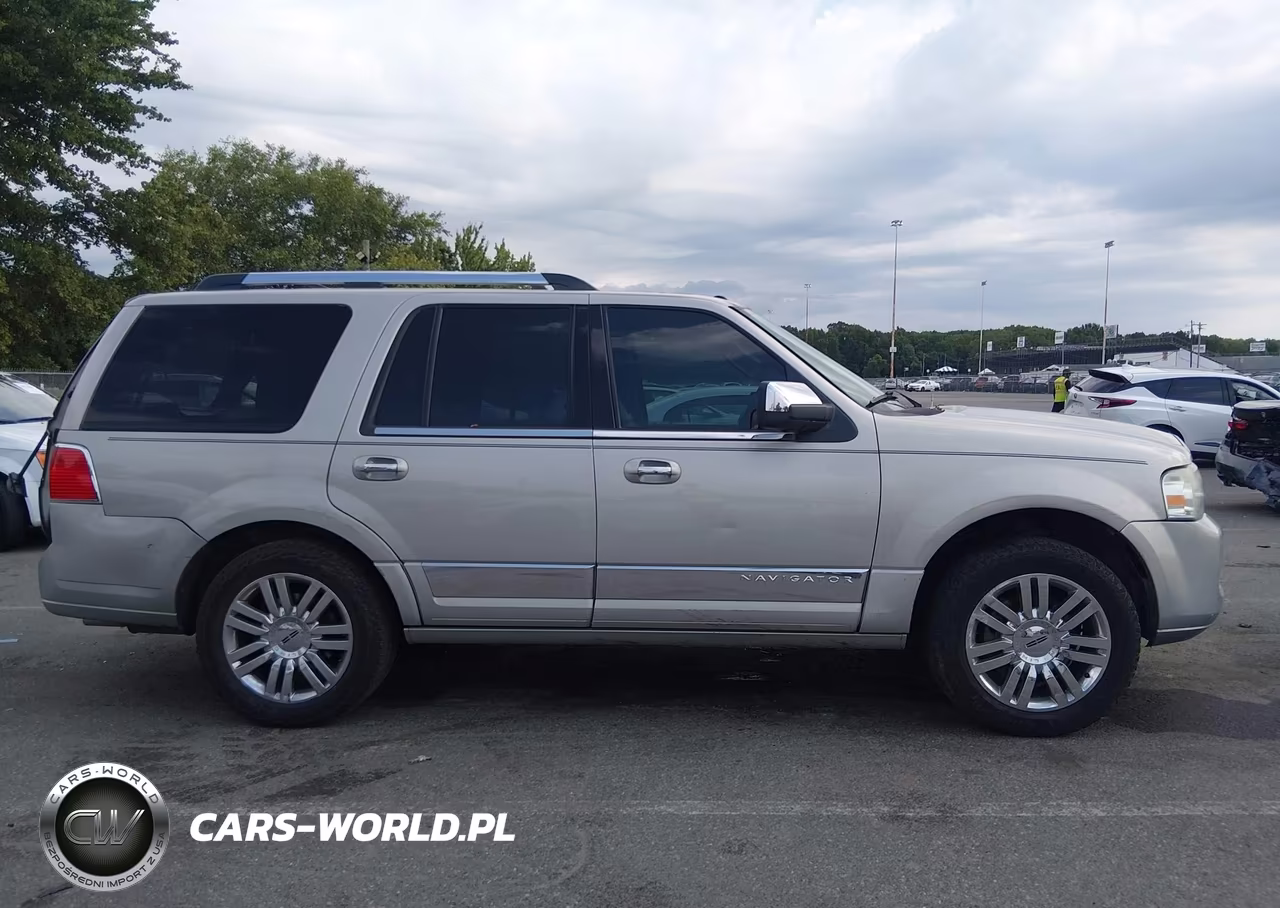 2007 Lincoln Navigator Ultimate VIN:5LMFU28507LJ20568 - 13