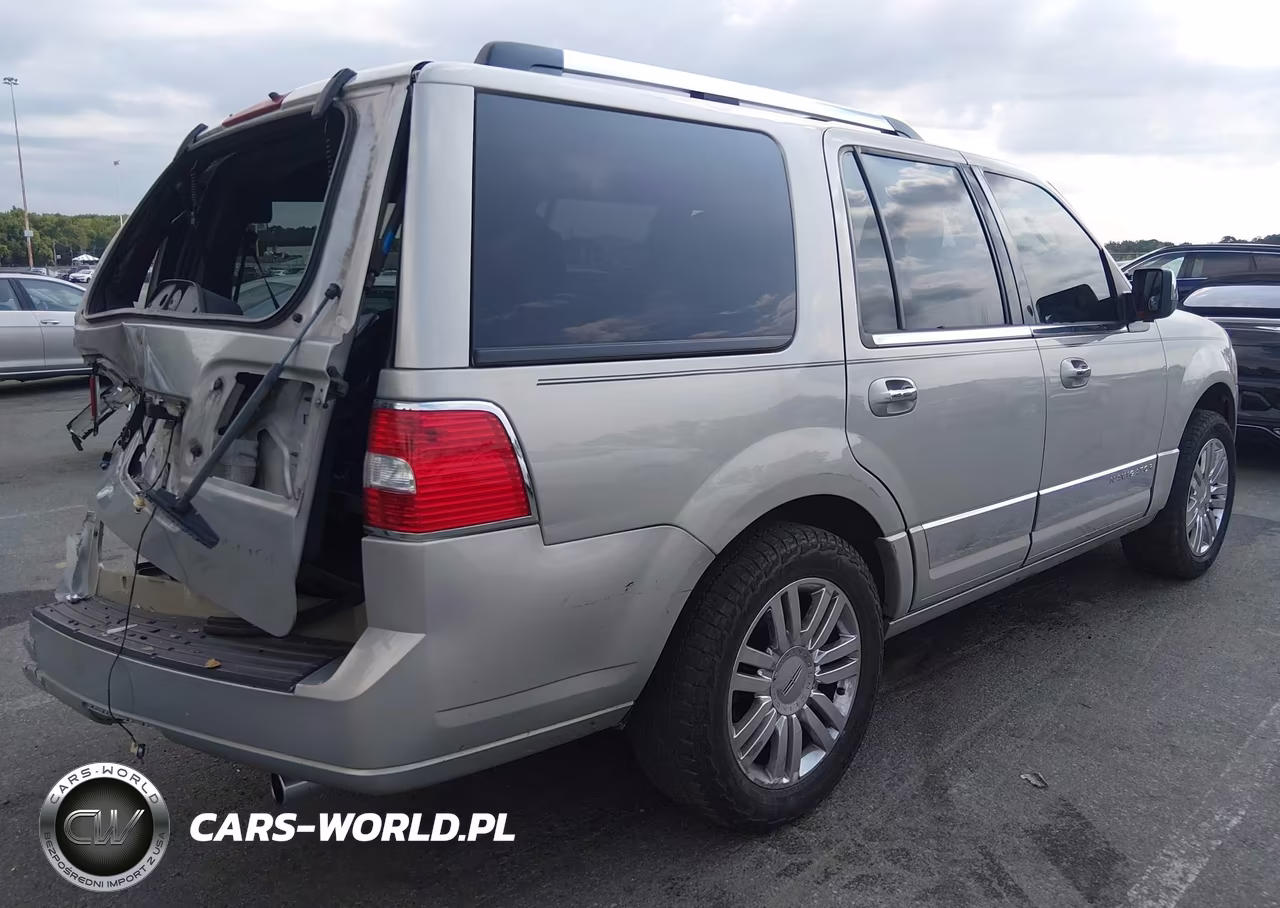 2007 Lincoln Navigator Ultimate VIN:5LMFU28507LJ20568 - 4