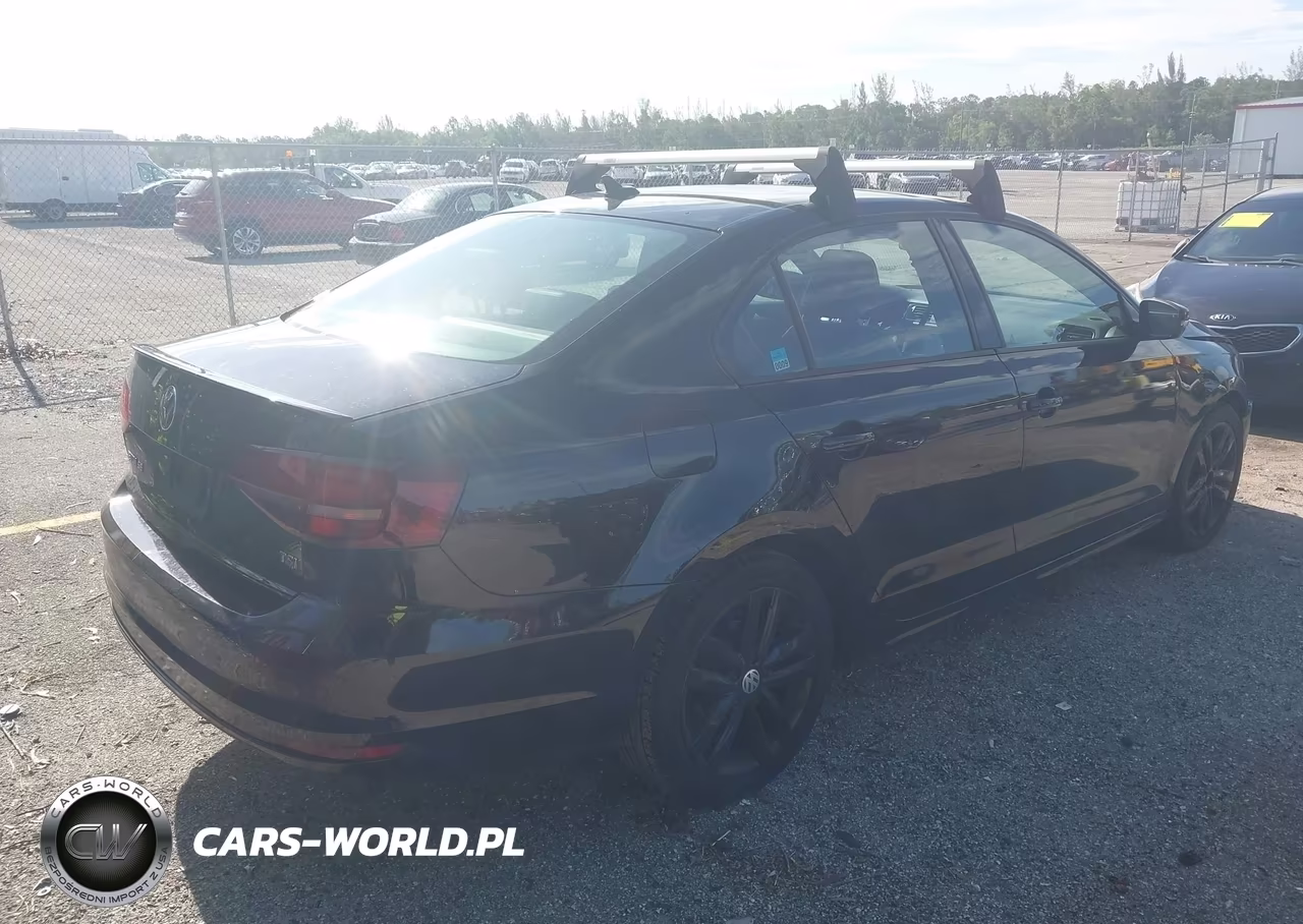 2018 Volkswagen Jetta 1.8T Se Sport VIN:3VWD17AJ2JM216037 - 4