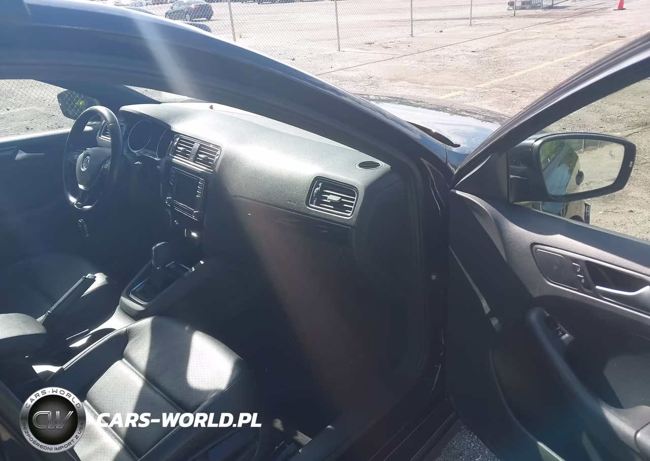 2018 Volkswagen Jetta 1.8T Se Sport VIN:3VWD17AJ2JM216037 - 5
