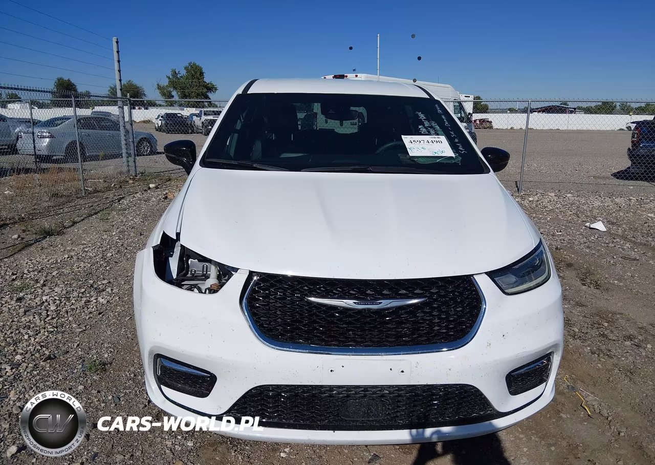 2025 Chrysler Pacifica Select VIN:2C4RC1BG1SR526385 - 12