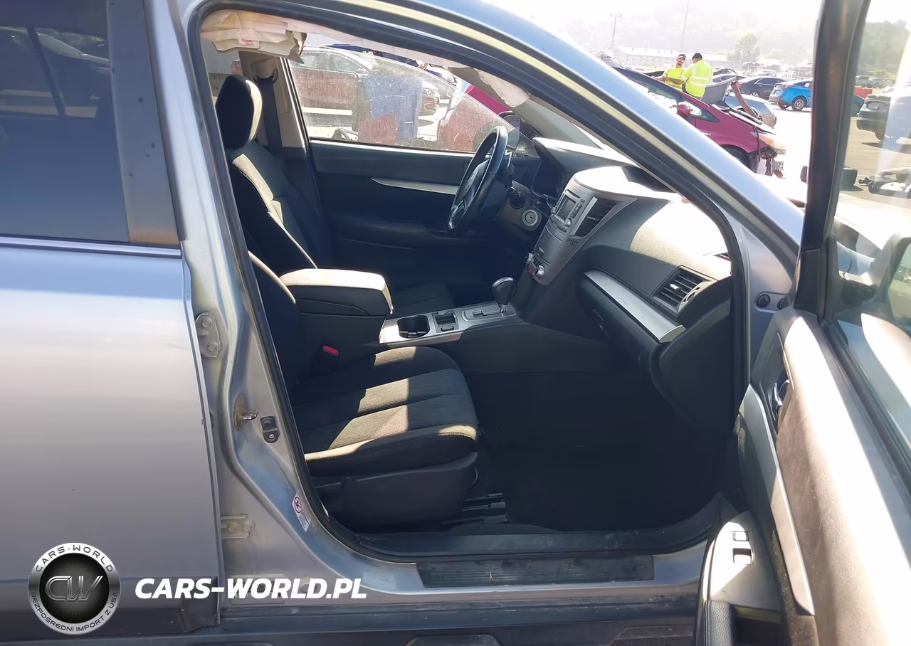 2014 Subaru Outback 2.5I Premium VIN:4S4BRCCC5E3290484 - 5
