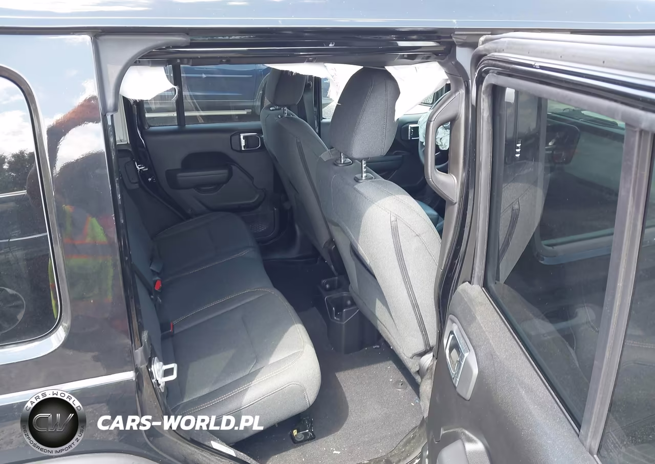 2025 Jeep Wrangler 4-Door Summit 4X4 VIN:1C4PJXDG2SW617282 - 8