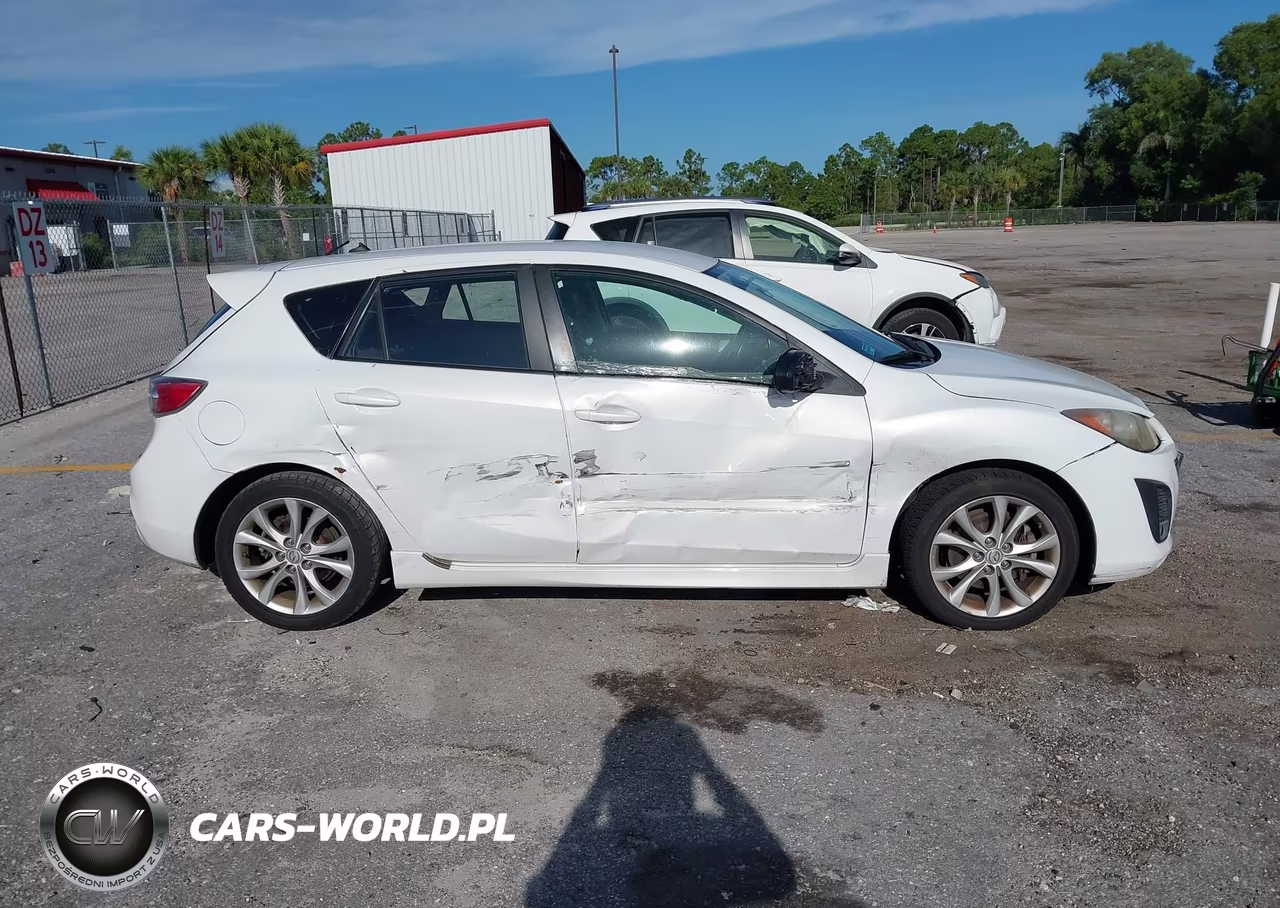 2011 Mazda Mazda3 S Sport VIN:JM1BL1K61B1464371 - 14