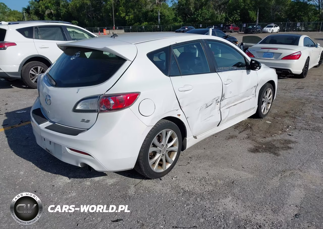2011 Mazda Mazda3 S Sport VIN:JM1BL1K61B1464371 - 4