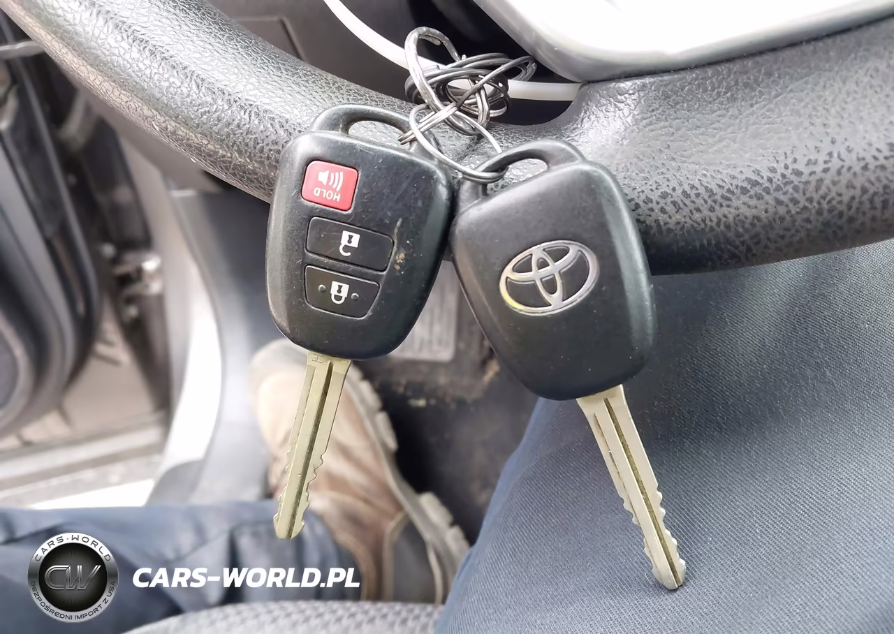 2014 Toyota Highlander Le VIN:5TDZARFH2ES007042 - 11