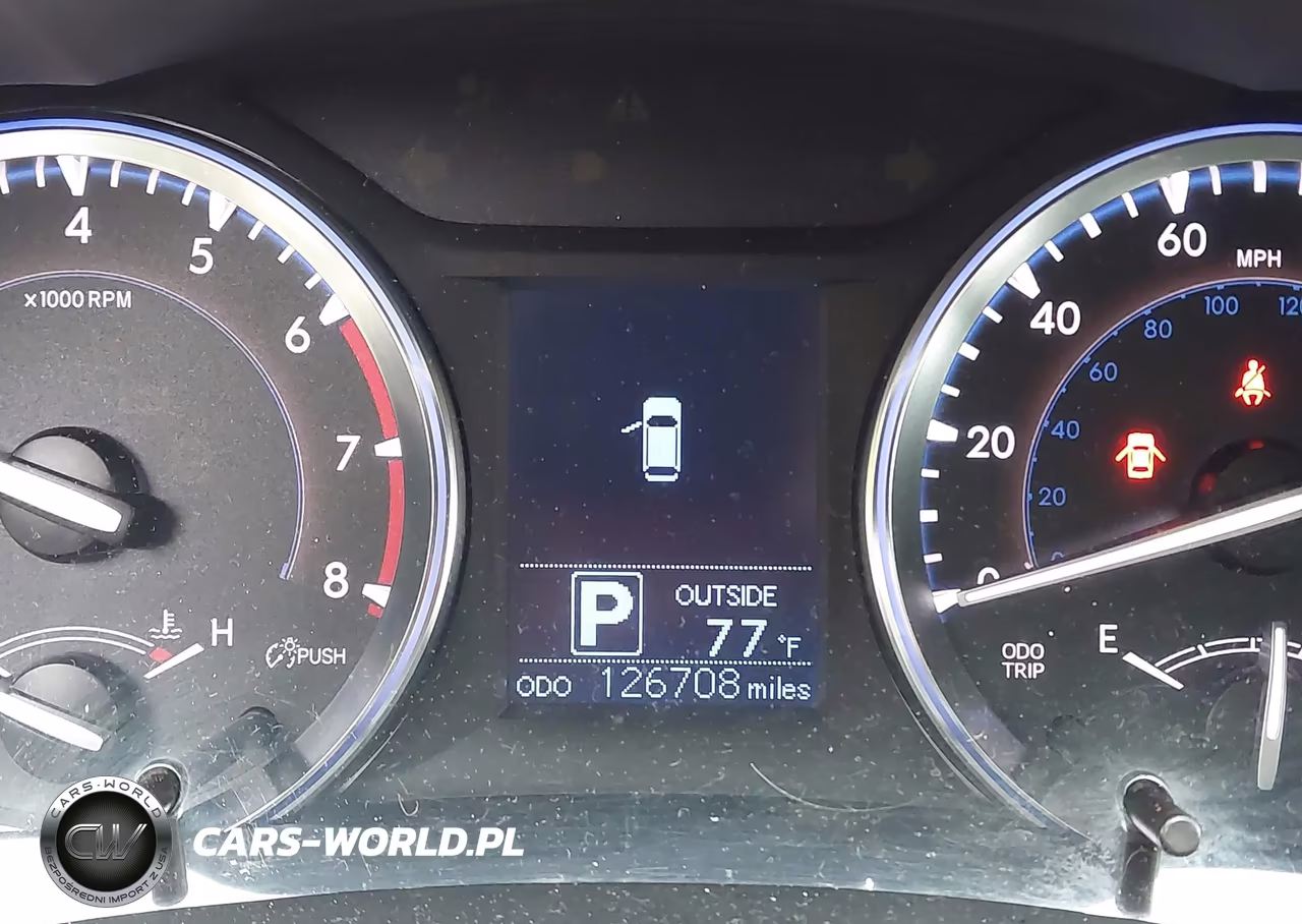 2014 Toyota Highlander Le VIN:5TDZARFH2ES007042 - 15