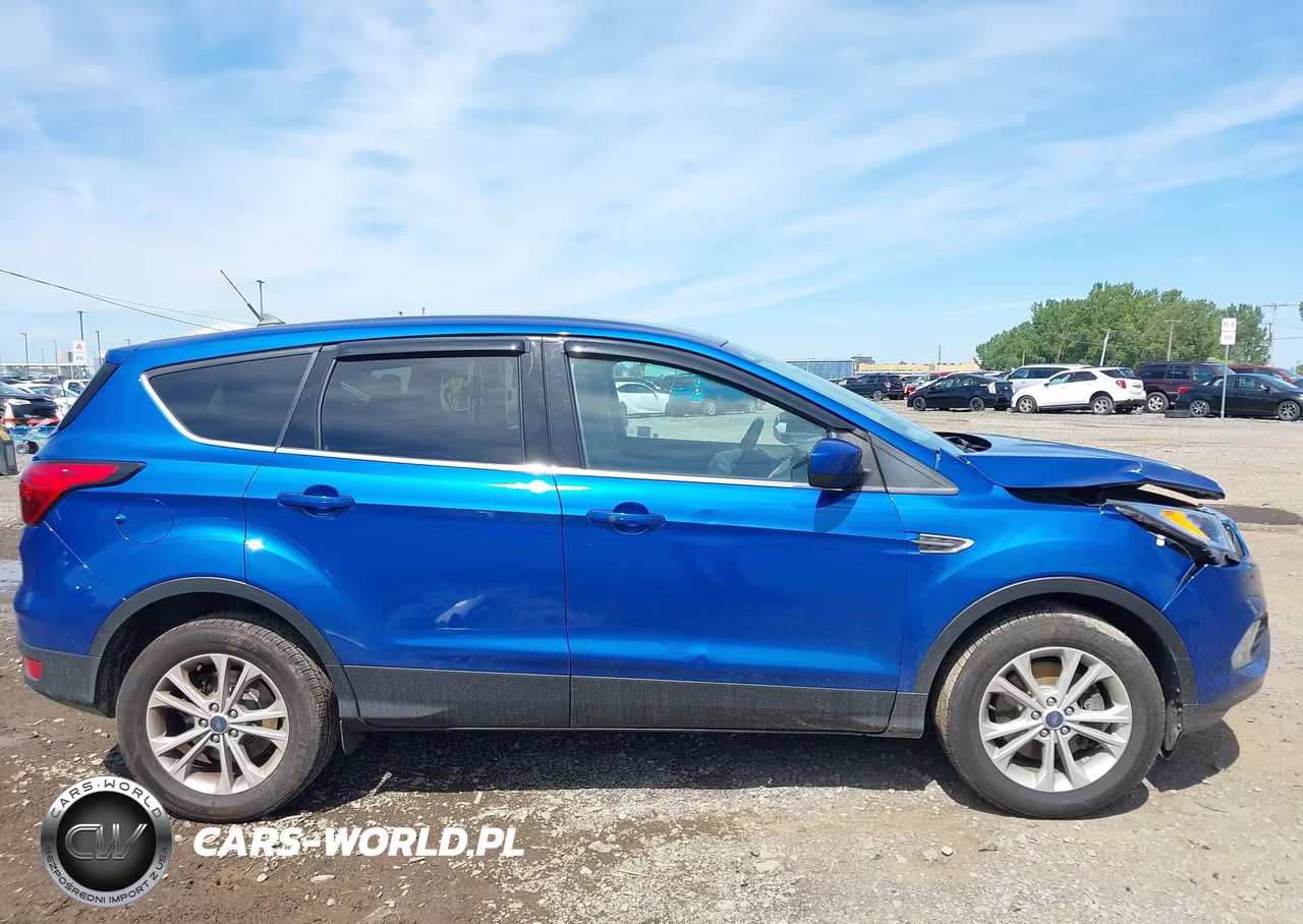2019 Ford Escape Se VIN:1FMCU9GD7KUA45250 - 14