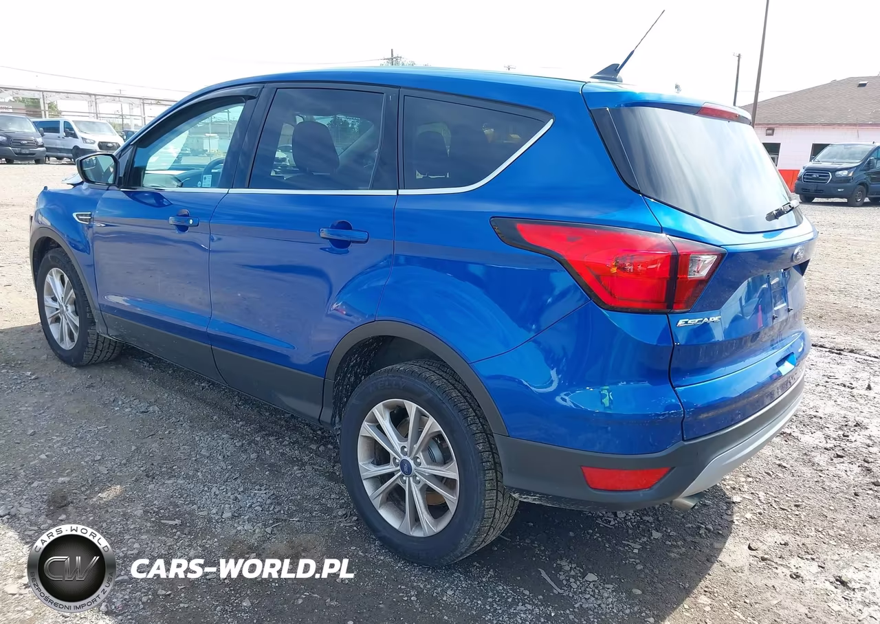 2019 Ford Escape Se VIN:1FMCU9GD7KUA45250 - 3