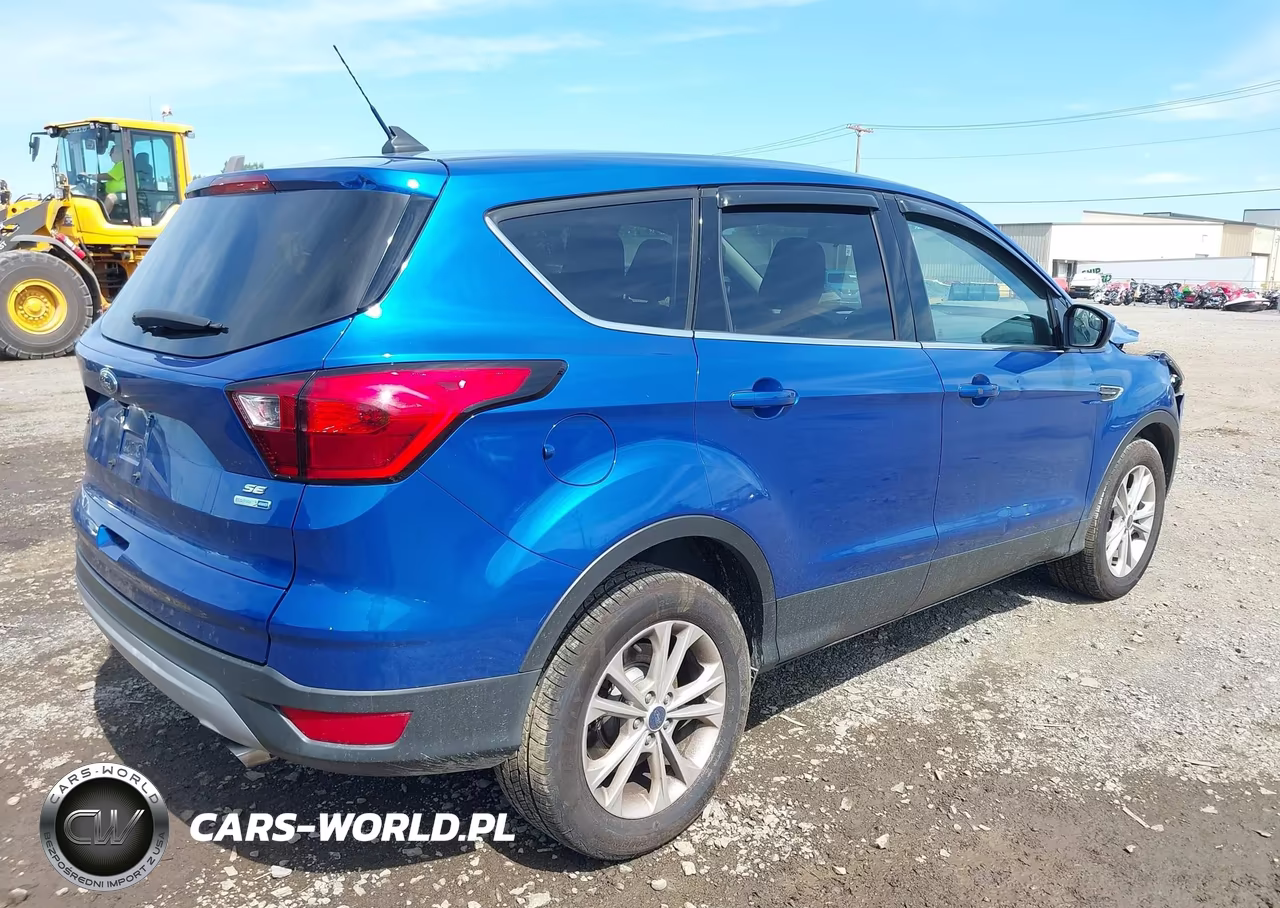 2019 Ford Escape Se VIN:1FMCU9GD7KUA45250 - 4