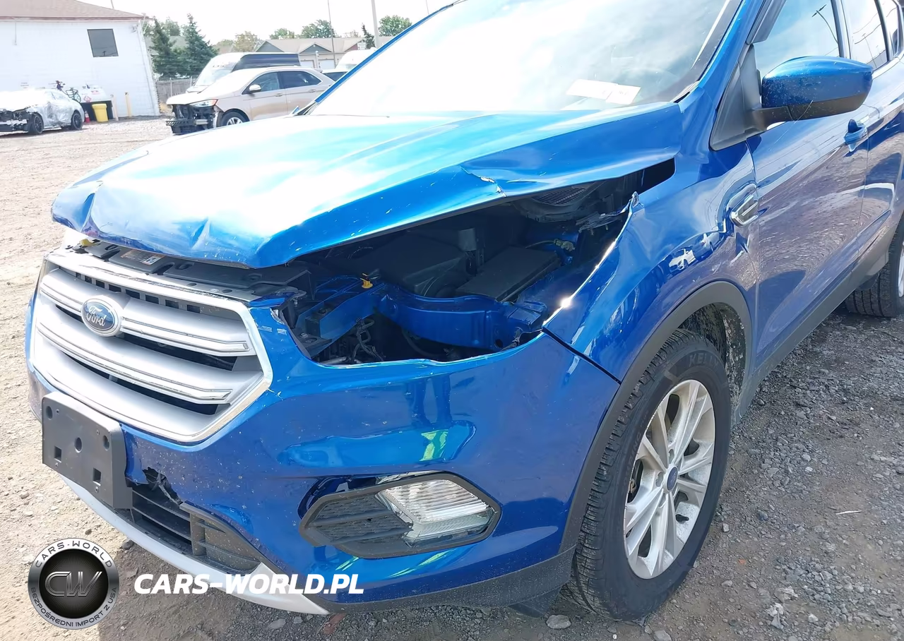 2019 Ford Escape Se VIN:1FMCU9GD7KUA45250 - 6